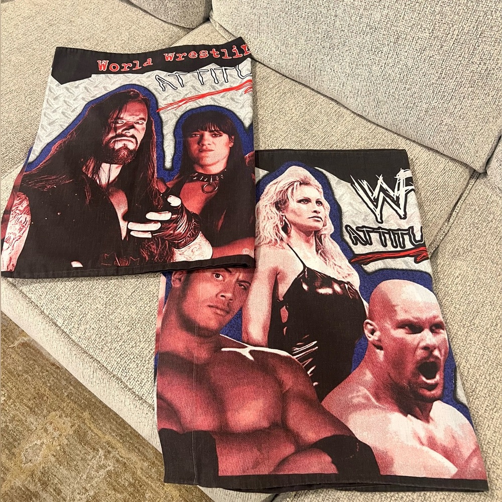 1999 Titan Sports WWE Raw is War Standard Pillowcases (2) and Full Flat Sheet